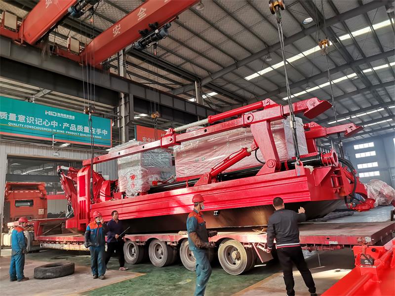 Heavy duty versatility HID amphibious dredger delivery to Philippines for dredging Factory