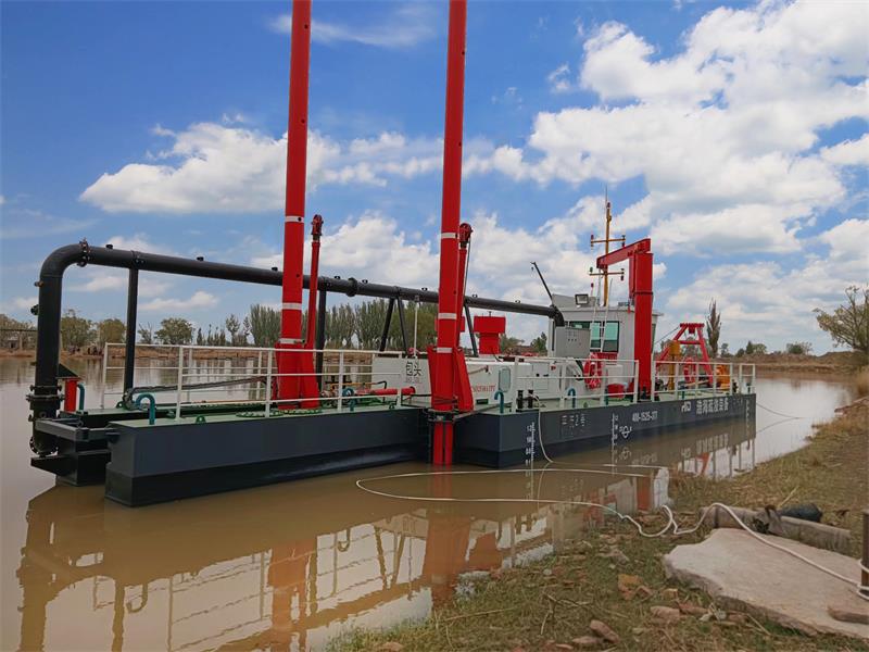 cutter suction dredger