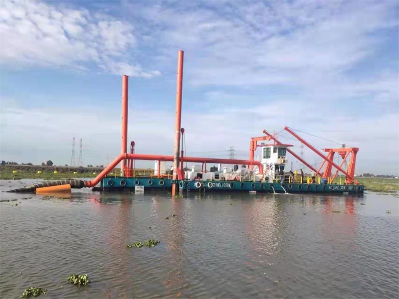 cutter suction dredger