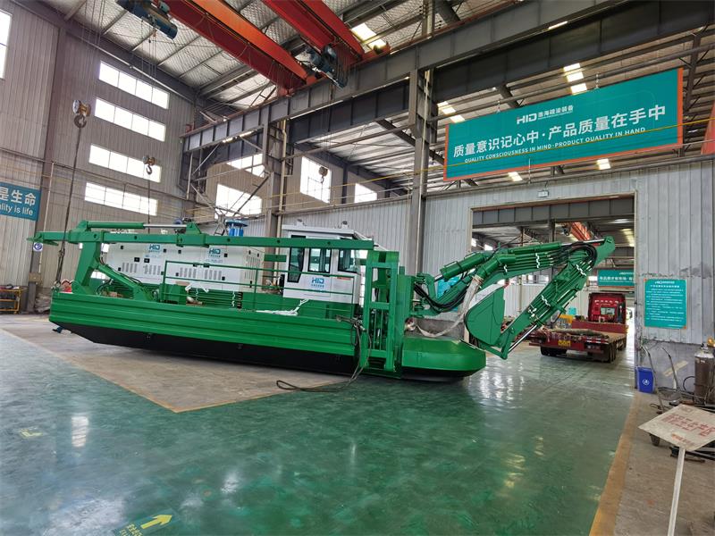 New-building Amphibious Multipurpose Dredger Machine“Clay Emperor”Ready For Delivery