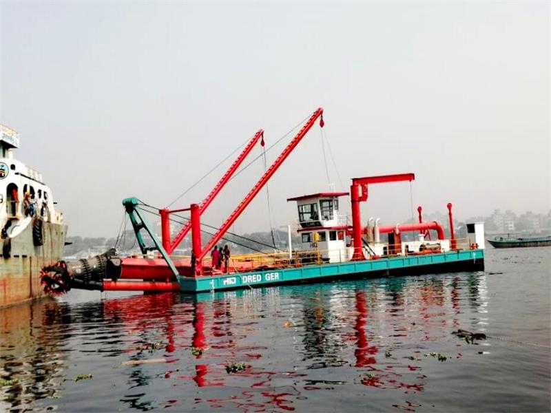 Drague suceuse à coupeur HID de haute qualité de 20 pouces pour le dragage d'extraction de sable de rivière au Bangladesh