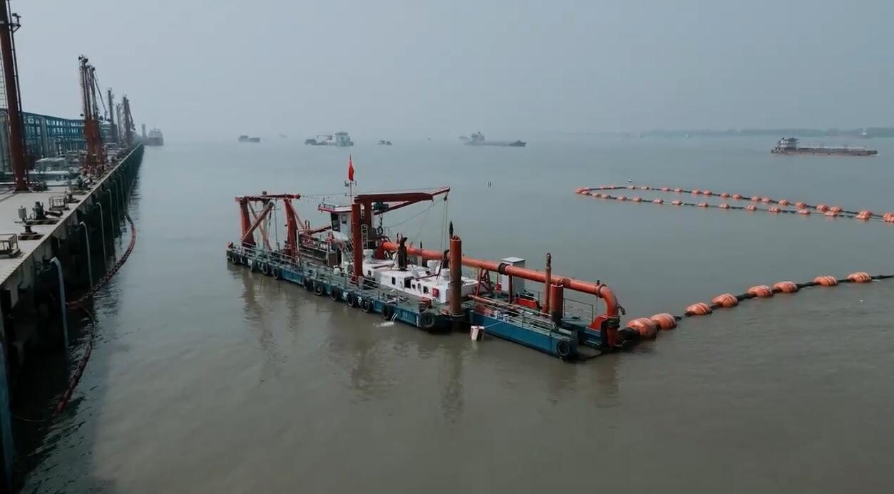 cutter suction dredger