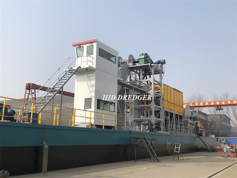 chain bucket dredger