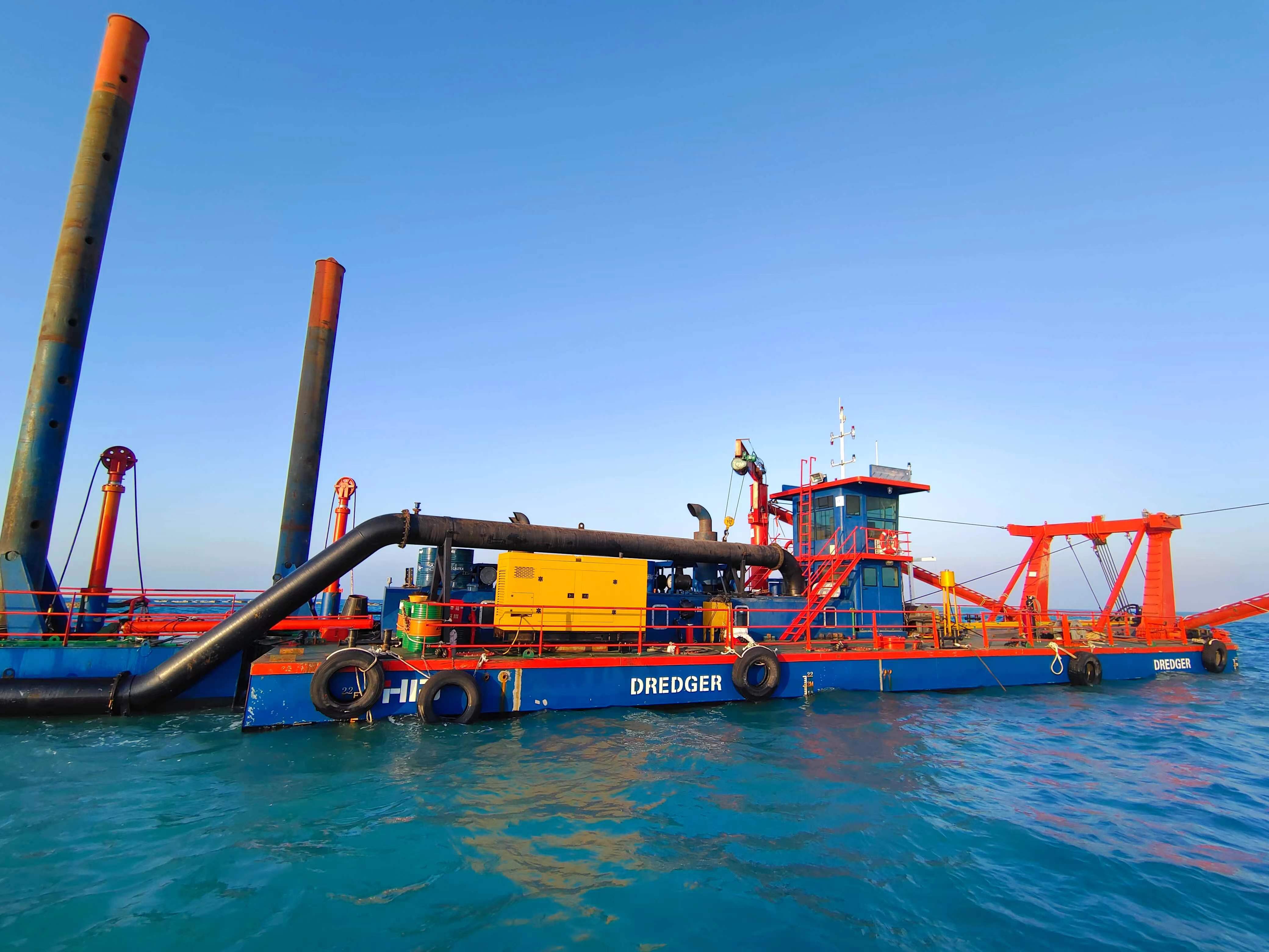 sea dredging equipment