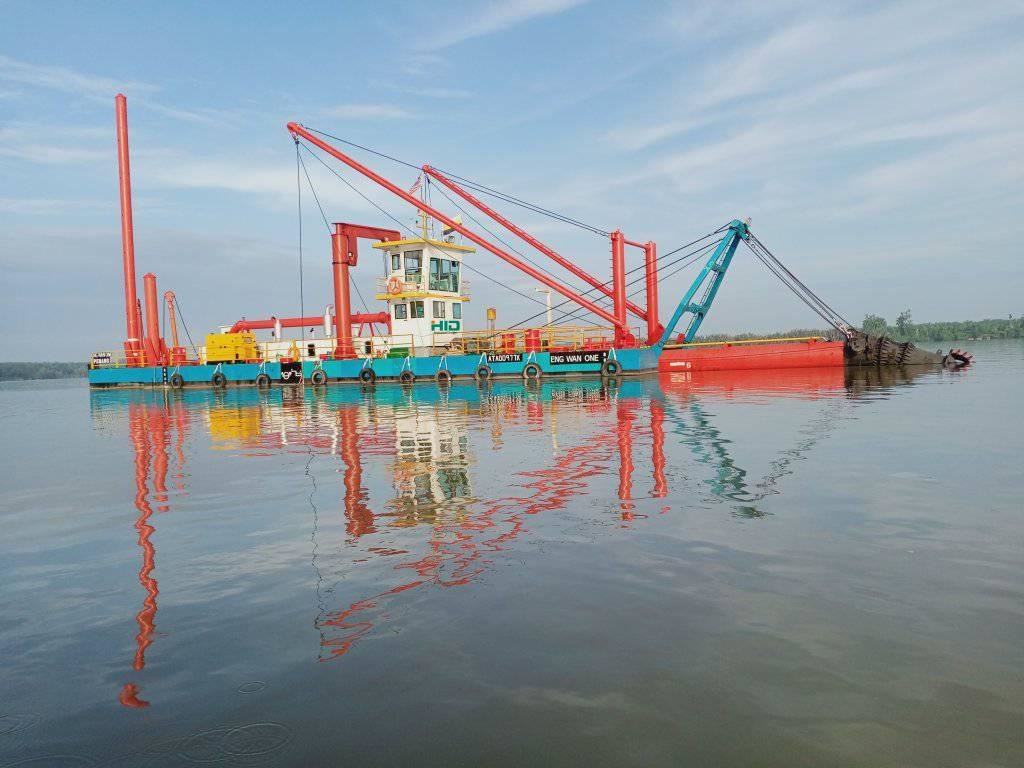 dredger maintenance