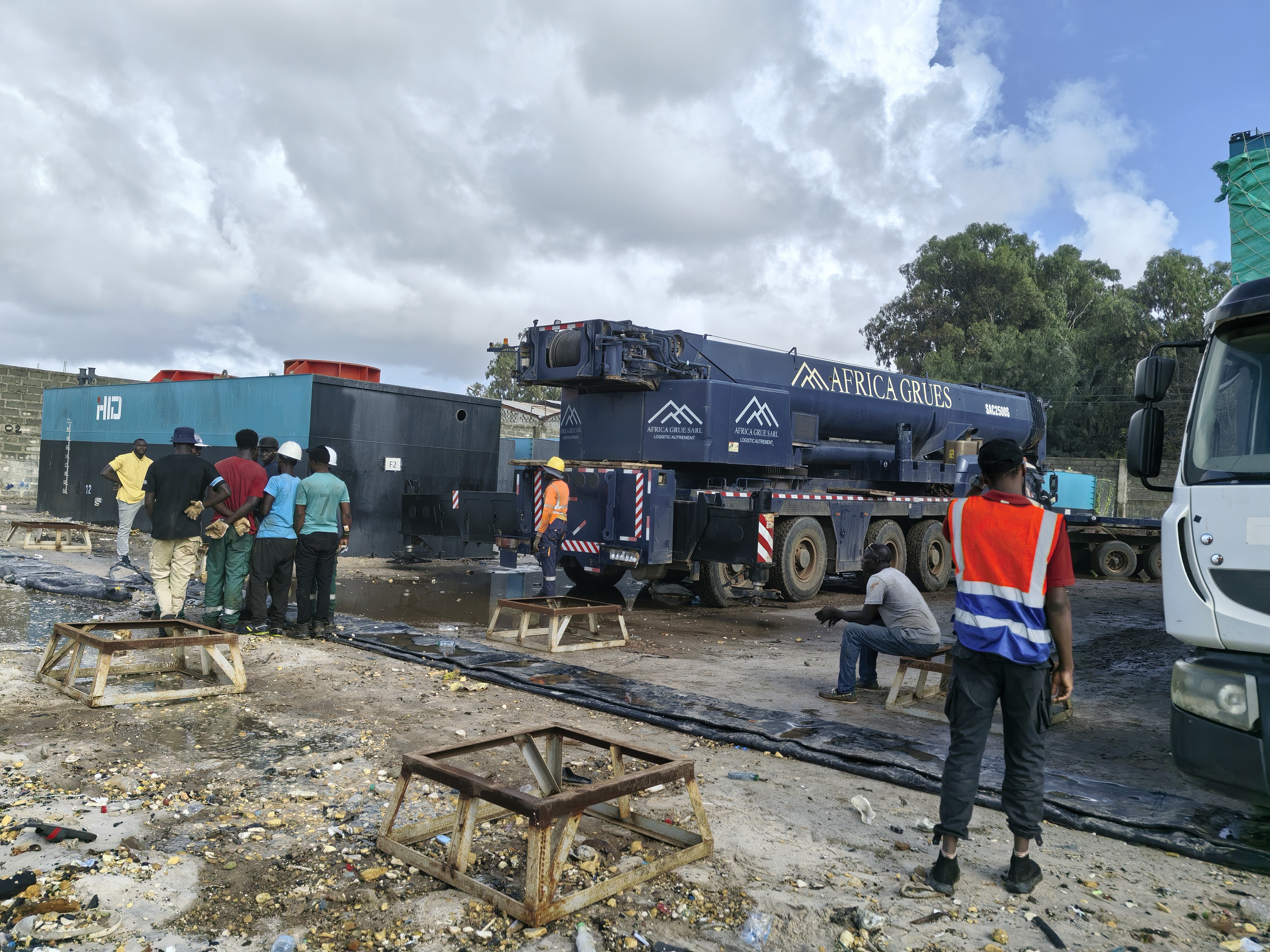 Acquista Chiatta modulare con piattaforma galleggiante per pontoni sollevabili in acciaio 800T per la costruzione di un molo,Chiatta modulare con piattaforma galleggiante per pontoni sollevabili in acciaio 800T per la costruzione di un molo prezzi,Chiatta modulare con piattaforma galleggiante per pontoni sollevabili in acciaio 800T per la costruzione di un molo marche,Chiatta modulare con piattaforma galleggiante per pontoni sollevabili in acciaio 800T per la costruzione di un molo Produttori,Chiatta modulare con piattaforma galleggiante per pontoni sollevabili in acciaio 800T per la costruzione di un molo Citazioni,Chiatta modulare con piattaforma galleggiante per pontoni sollevabili in acciaio 800T per la costruzione di un molo  l'azienda,