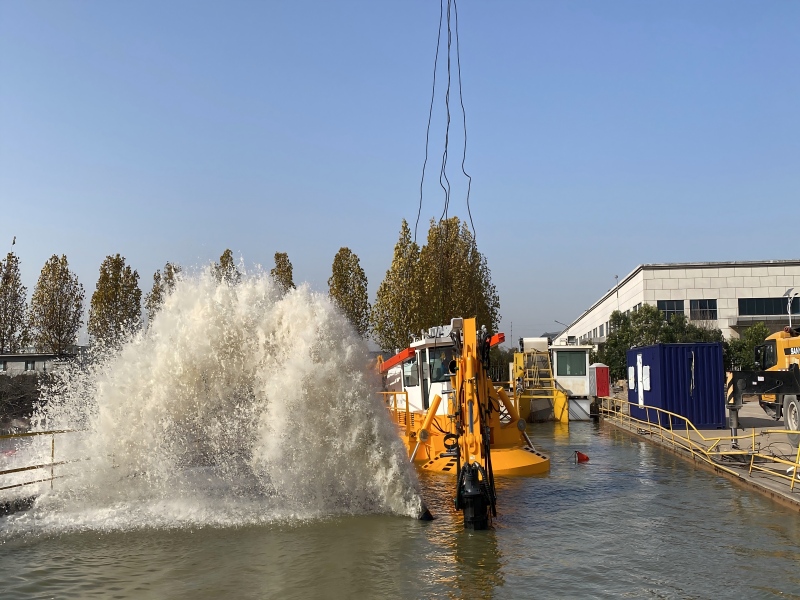 Amphibious dredger