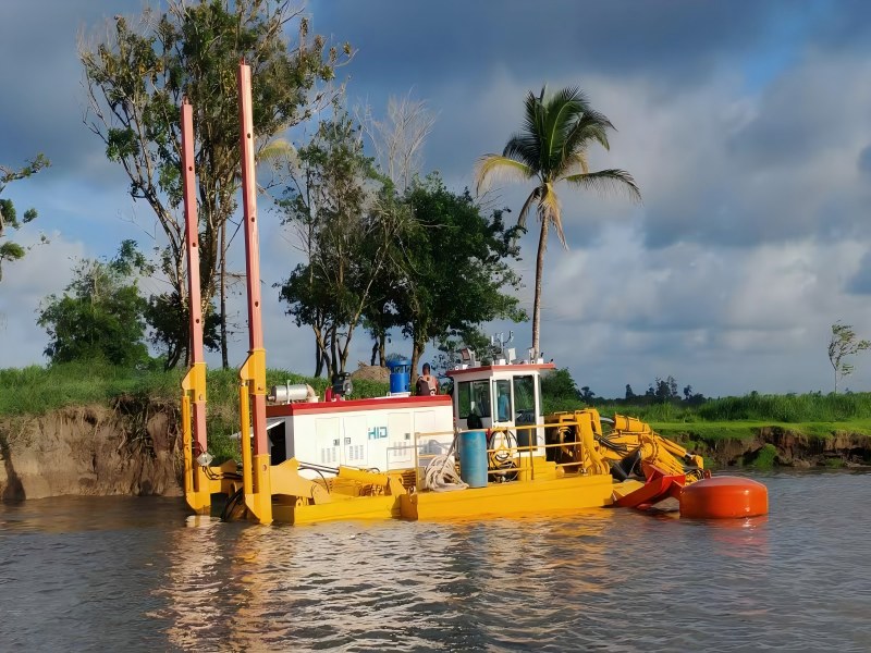 Amphibious Dredger