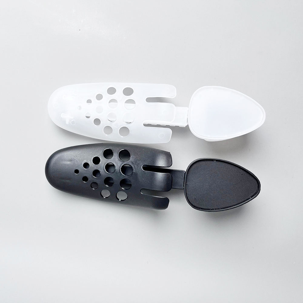 Adjustable Plastic Shoe Tree Stretcher