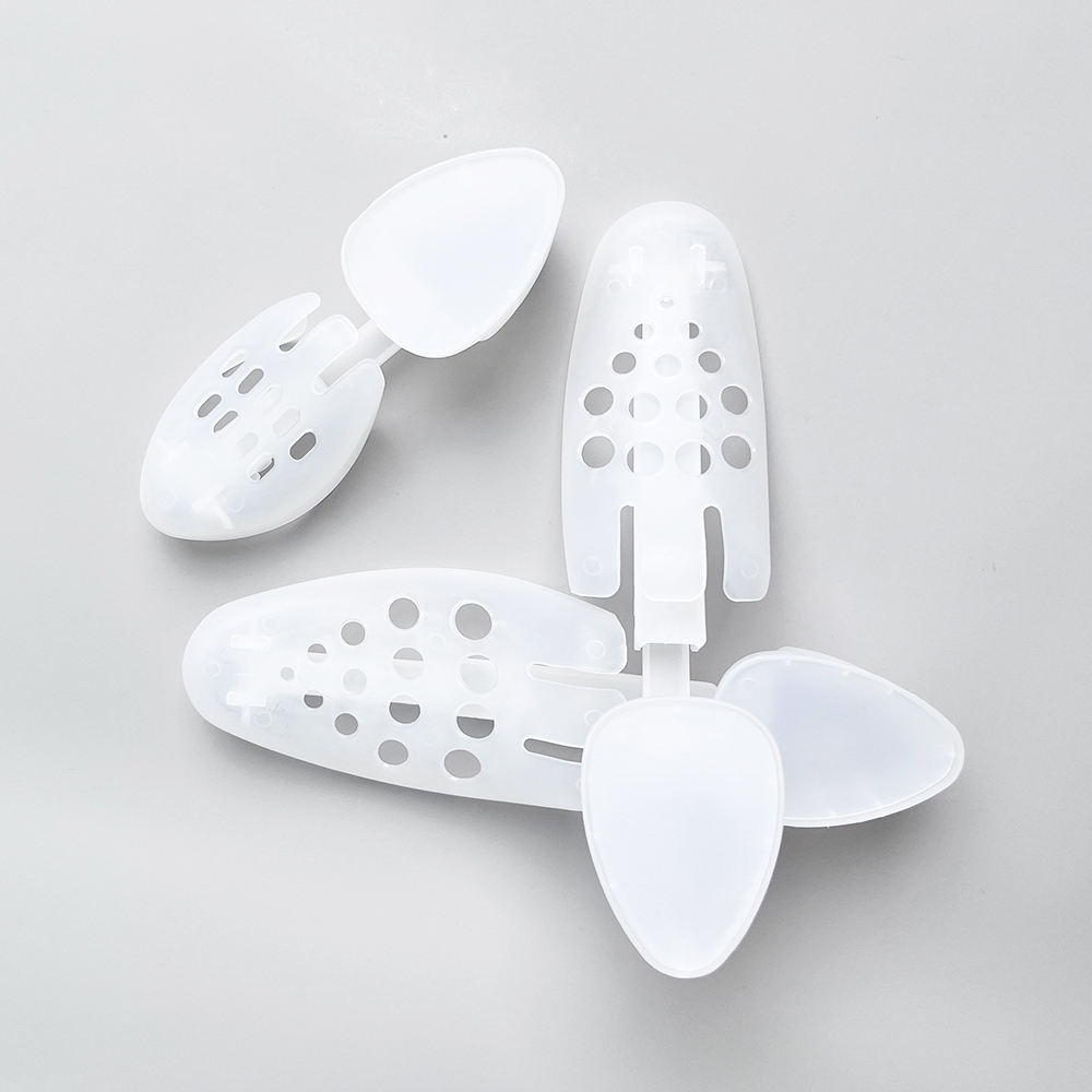 Adjustable Plastic Shoe Tree Stretcher