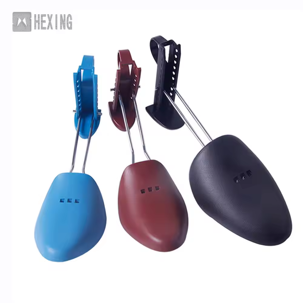 Inflatable Customizable Shoe Trees