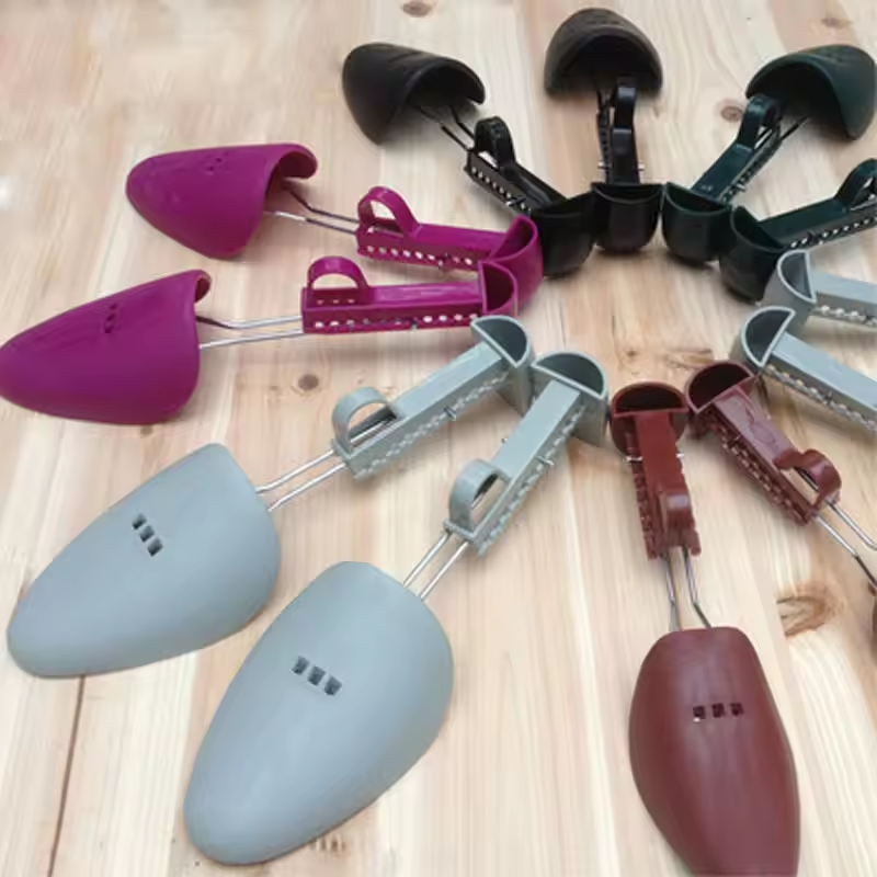 Inflatable Customizable Shoe Trees
