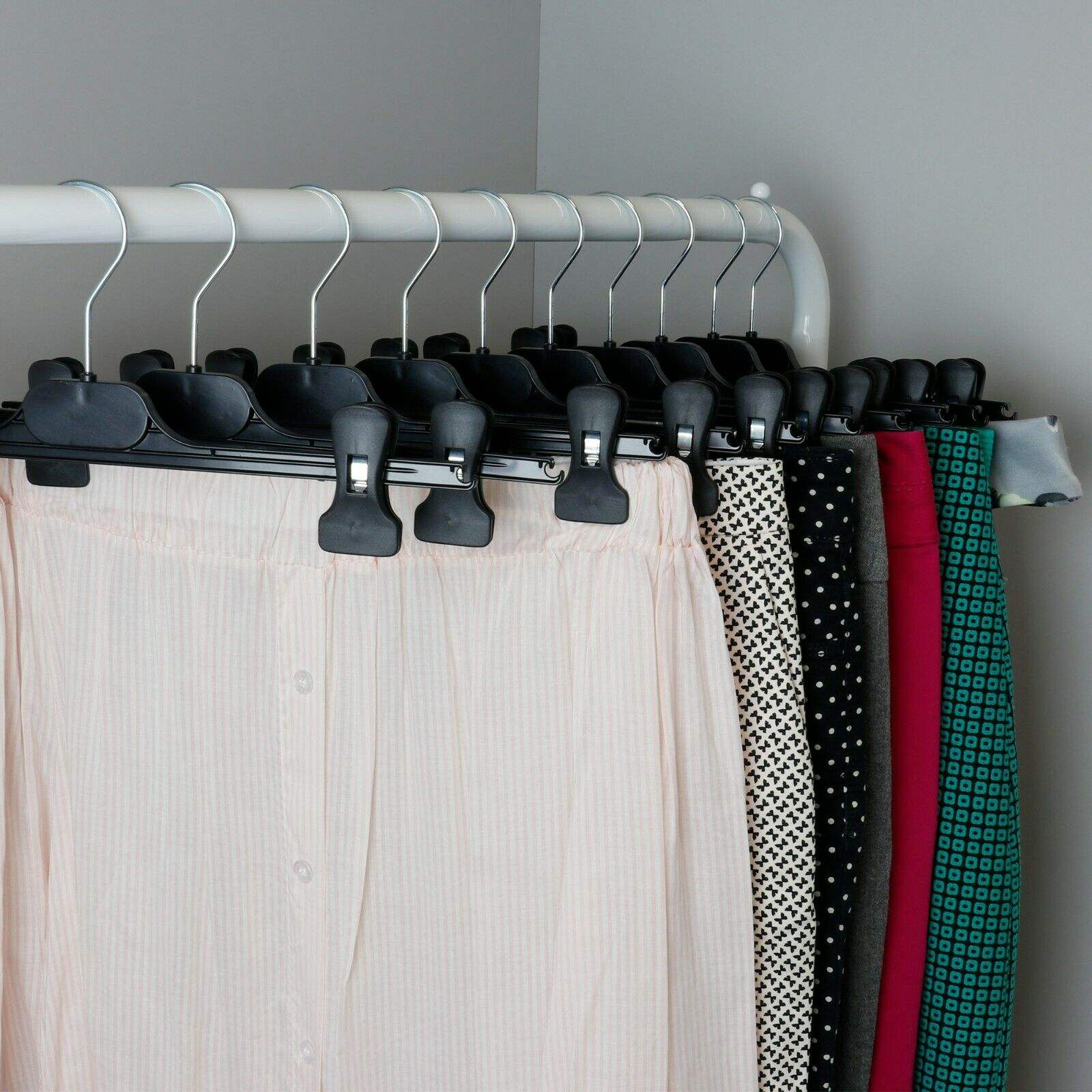 Songmics Large Plastic Hangers Space Saving Clothes