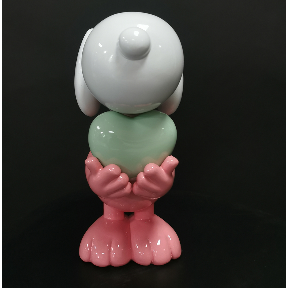 Snoopy Heart cartoon design fiberglass statue art design