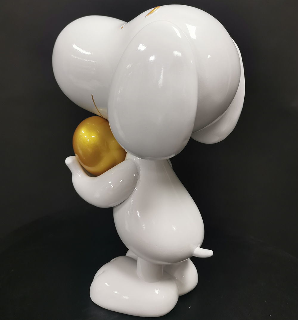 Snoopy Heart cartoon design fiberglass statue art design
