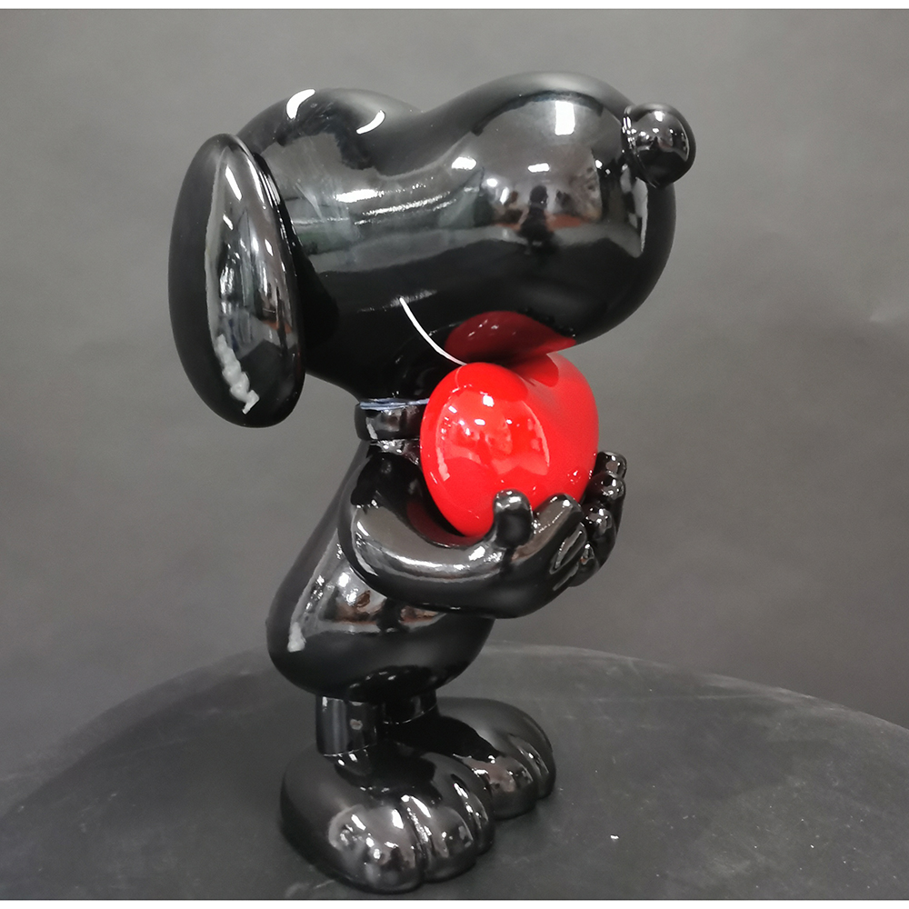 Snoopy Heart cartoon design fiberglass statue art design