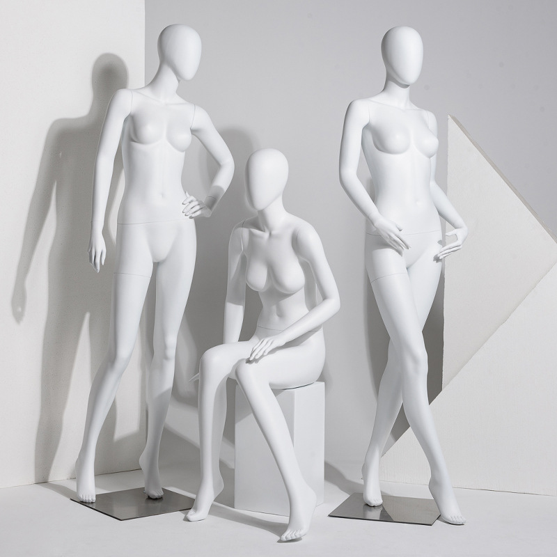 Shop Display Fiberglass Athletic Female Mannequin