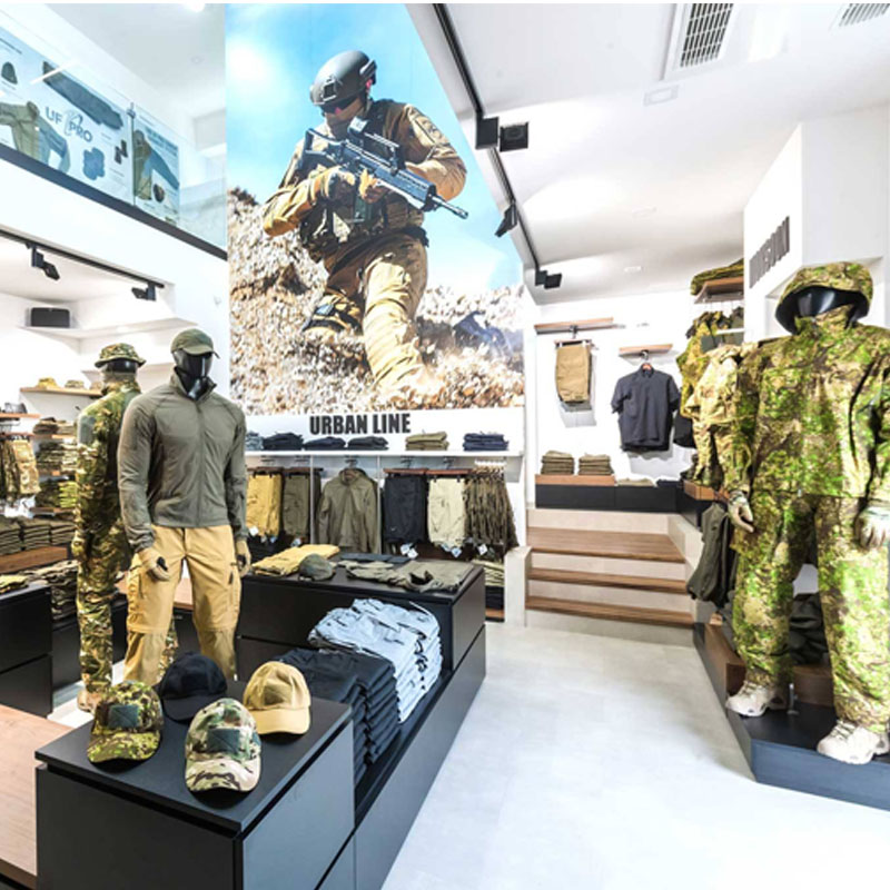 Tactical Gear Display for Mission-Ready Environments