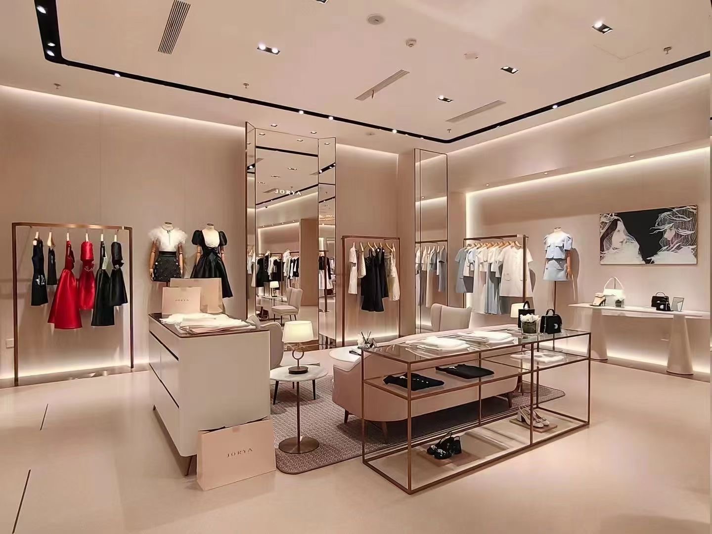 mannequins