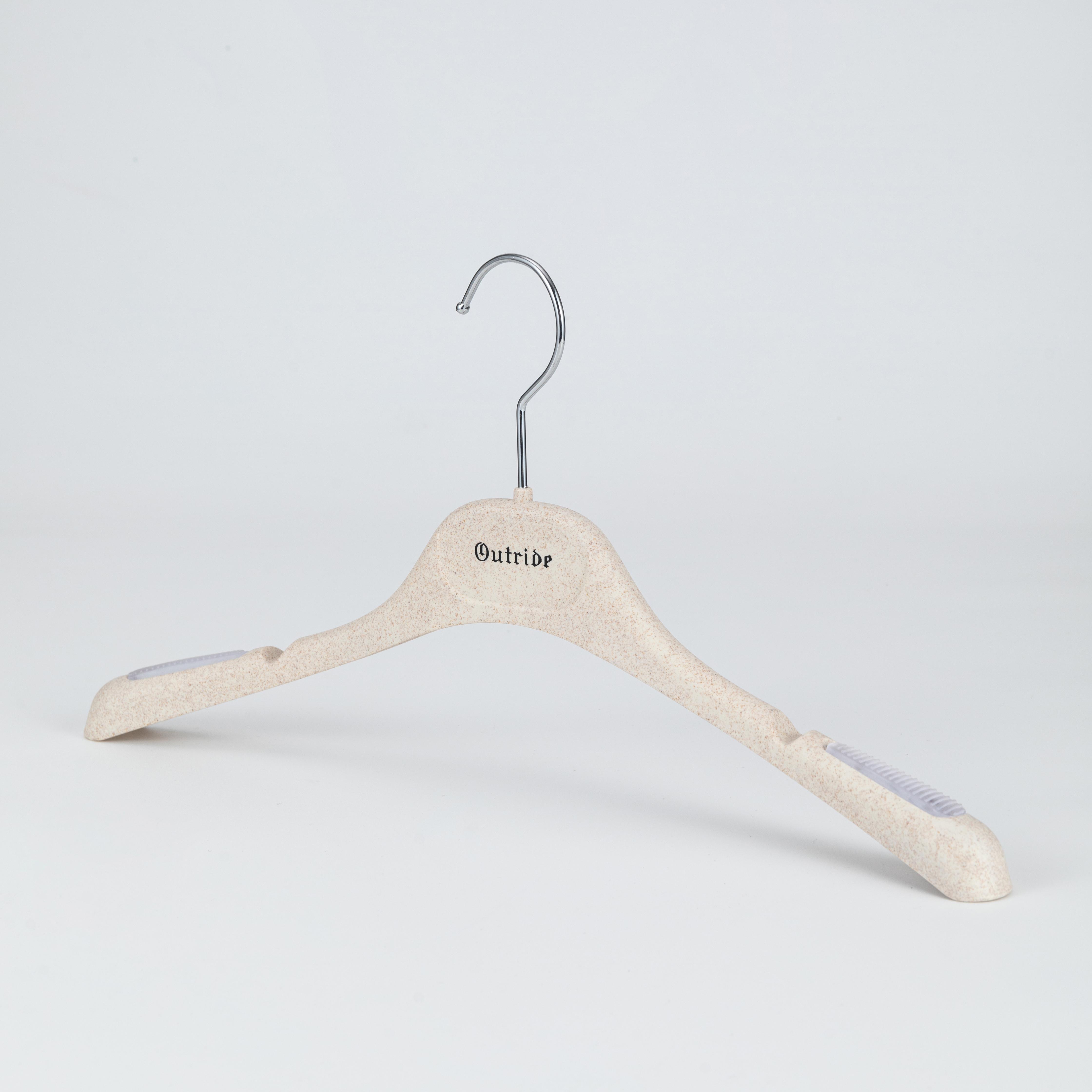 Percha ecológica beige