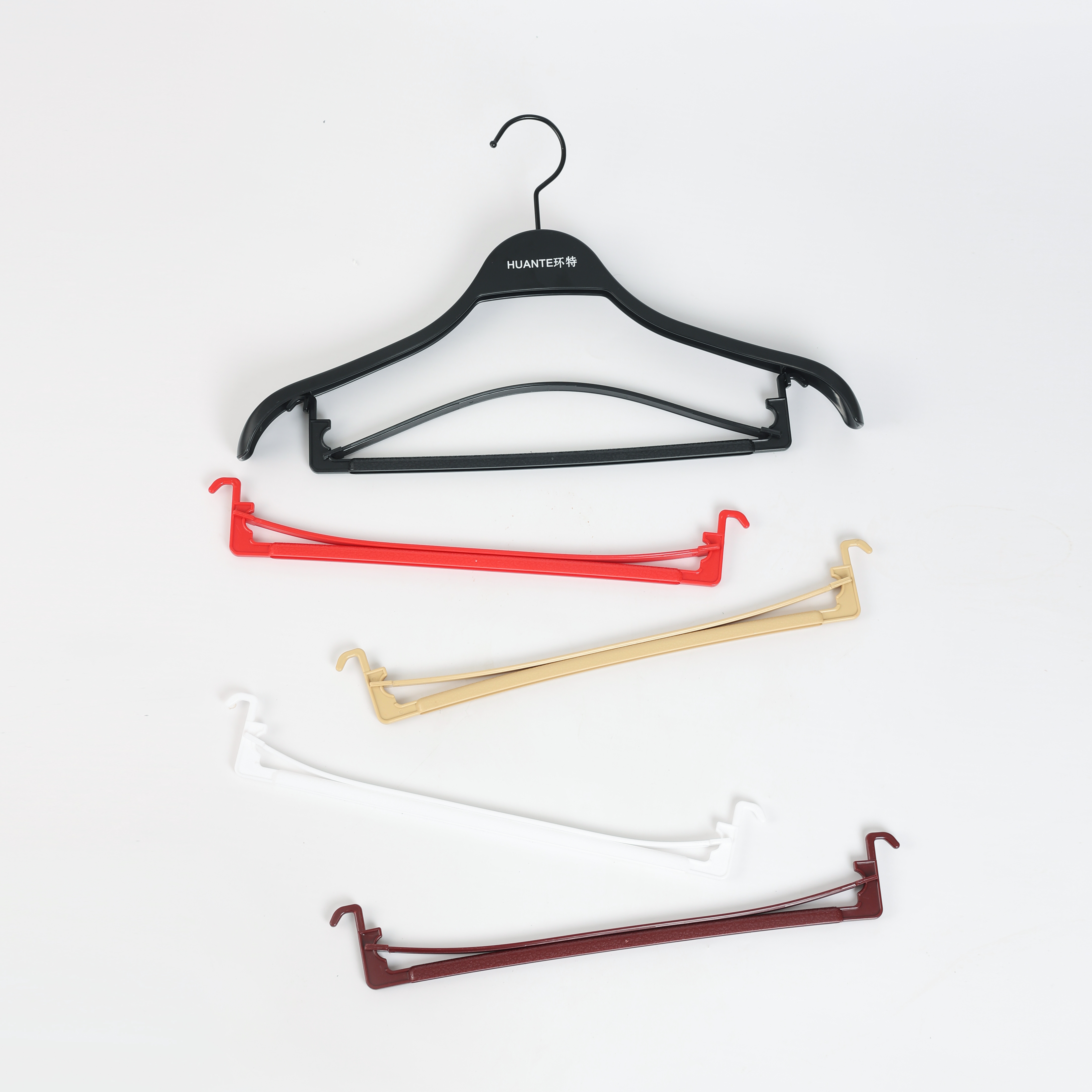 Percha antideslizante multicolor para trajes