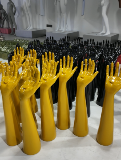 Factory Daily | Colorful Mannequin Hands Ready to Ship