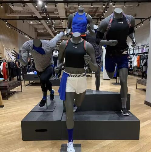 sports mannequins