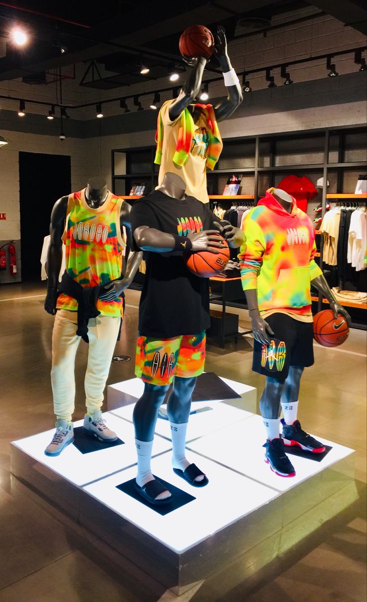 sports mannequins