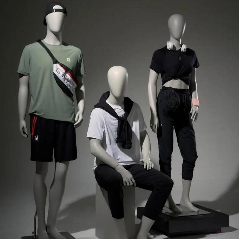 Come si ottiene la precisione artigianale dei manichini di alta gamma?