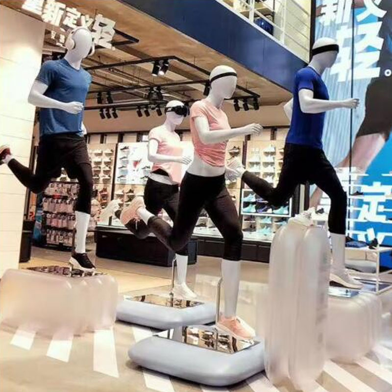 sports mannequins