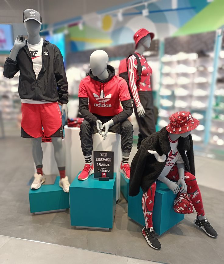 sports mannequins