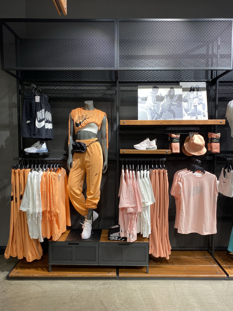 sports mannequins sports mannequins