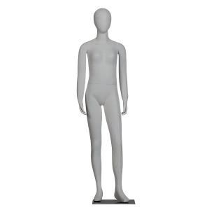 Manequins esportivos de garota de vitrine