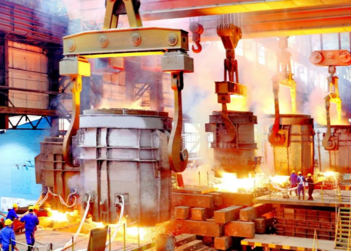 Kluczowy element nośny największej na świecie dwustronnej poziomej prasy do wytłaczania aluminium został pomyślnie odlany