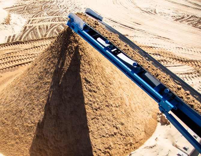 불화암모늄으로 주조장 모래 품질 향상