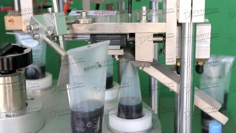 tube filling sealing machine