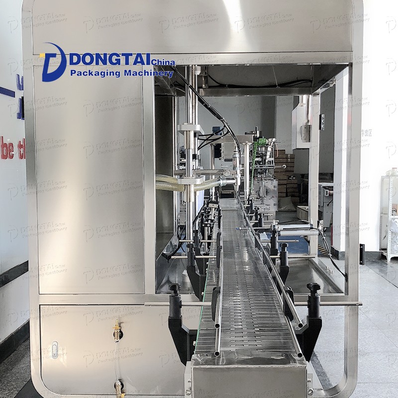 Китай Простая в эксплуатации автоматическая машина для розлива оливкового масла поршневого типа с двойной головкой, производитель