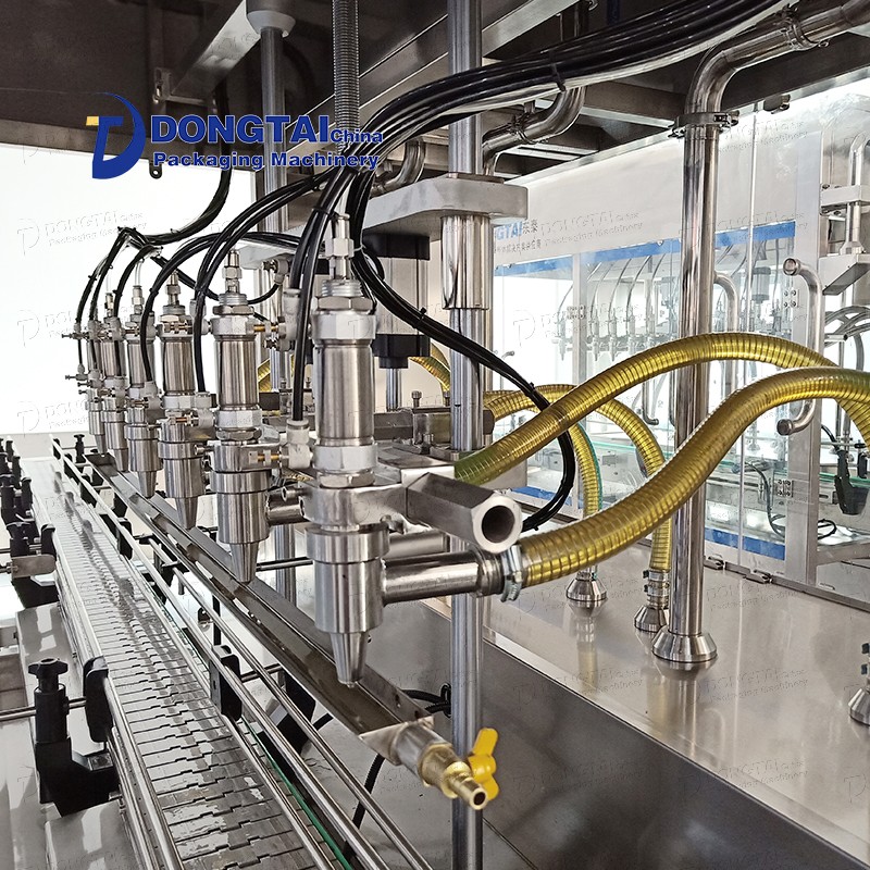 Китай Высокоточная шестерня автоматическая машина для наполнения смазочного масла машина для розлива моторного масла, производитель