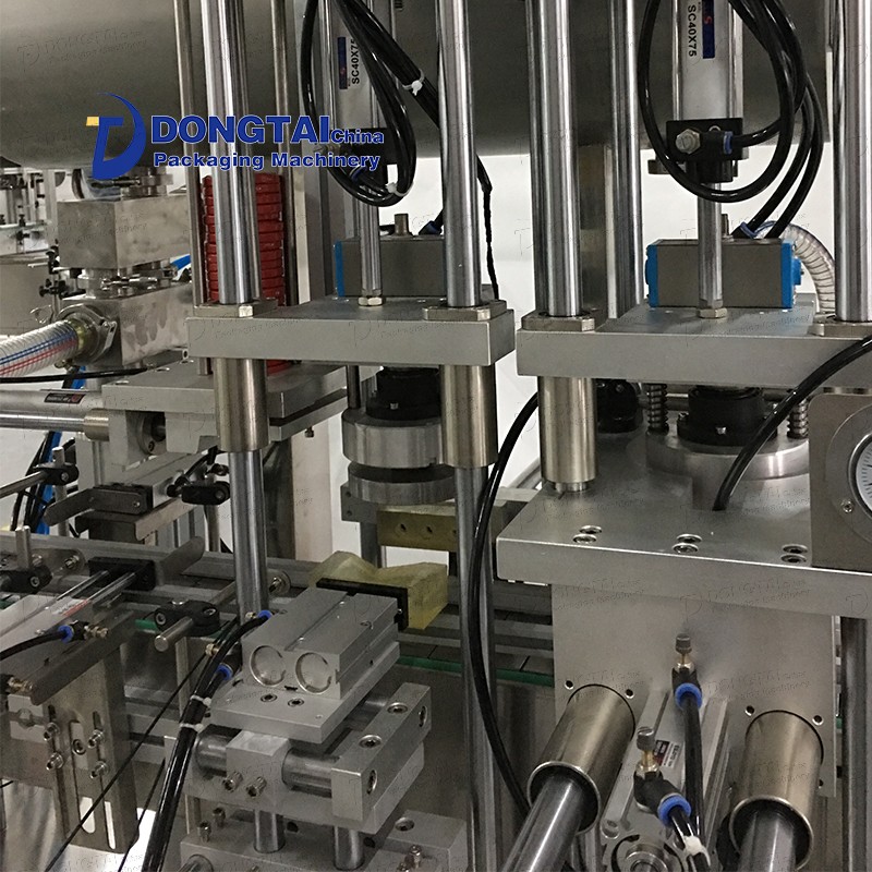 Automatic tomato sauce/Peanut butter/ Sauce Filling Capping Machine