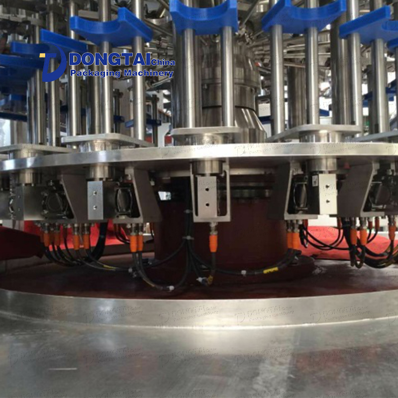 Китай Автоматическая роторная машина для розлива растительного масла, цена на машину для розлива оливкового масла, производитель