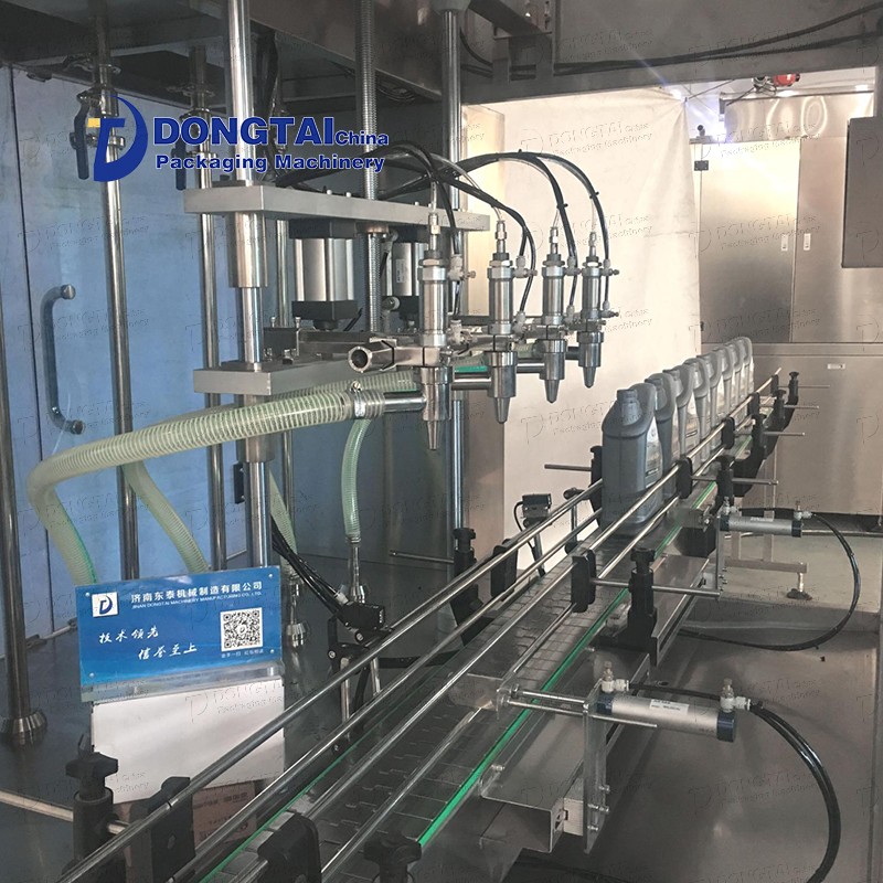 Китай Заводская автоматическая машина для розлива масла с четырьмя соплами, машина для розлива масла для двигателя, производитель