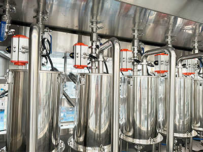 lubricating oil filling machine