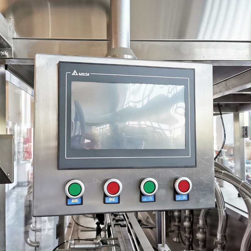 Automatic flow meter type edible oil filling machine