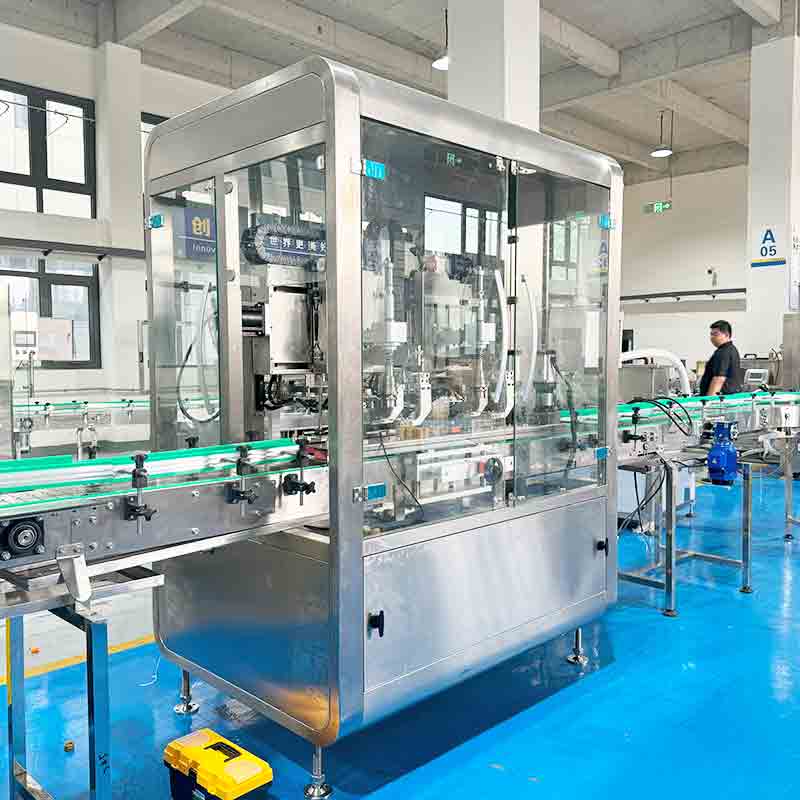 Servo Control Liquid Soap Detergent Lotion Lubricant Oil Bottle Automatic Tracking Capping Machine