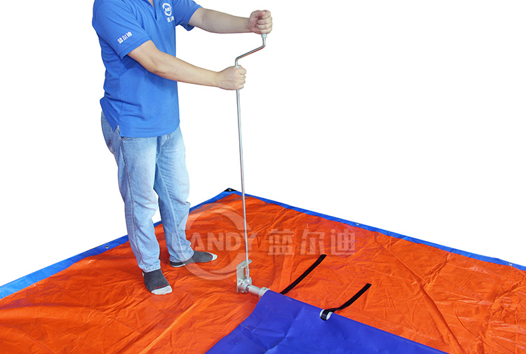 solid safety pool cover with drain