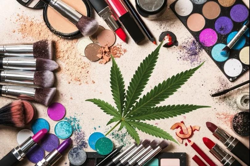 CBD beauty market trend: in 2024, CBD skin care products sales will account for 10% of global skin care products