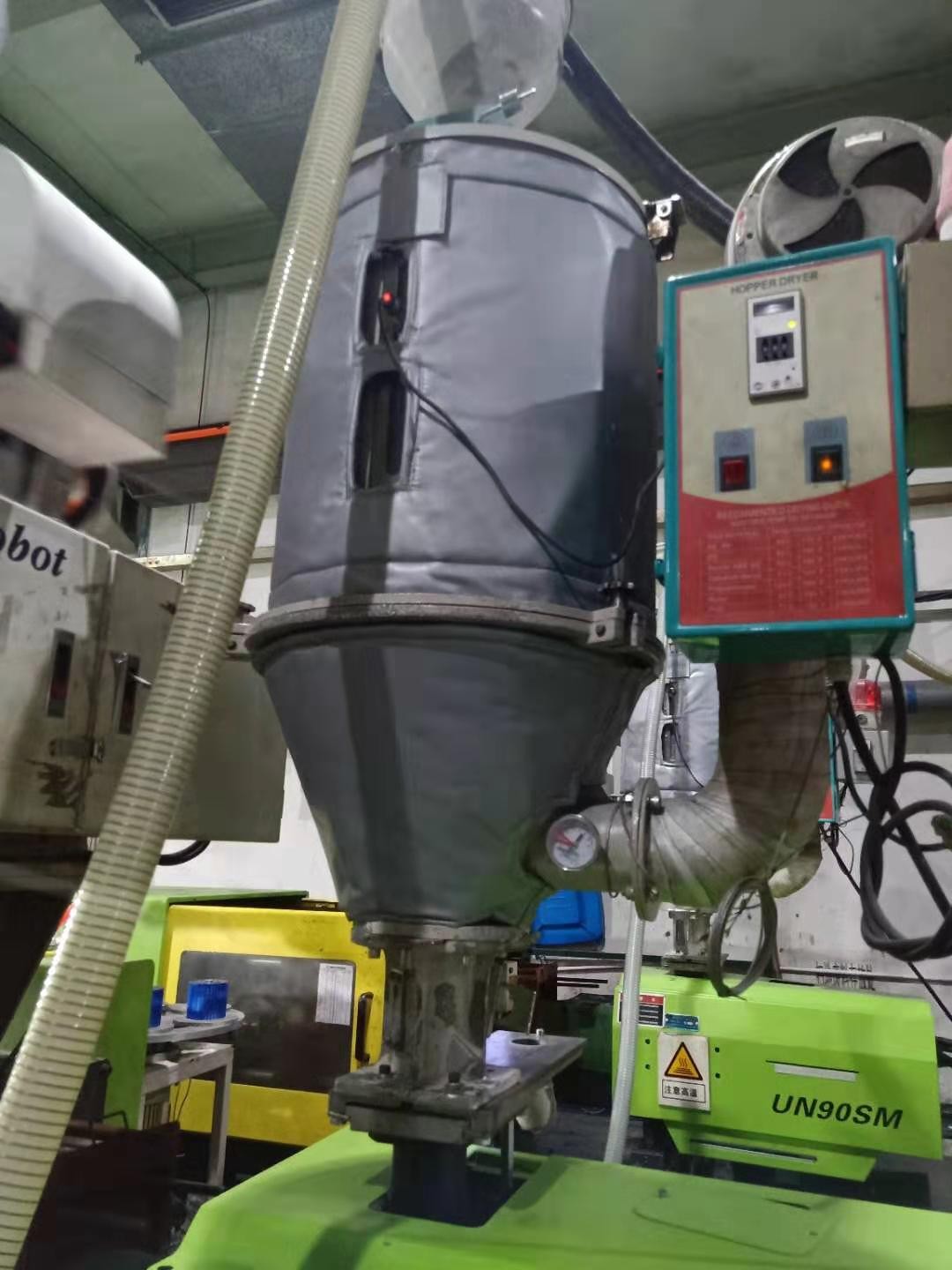 Китай Изоляция Одеяло для экструдеров поверхности Temp Lower до 40 ℃, производитель