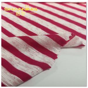 Tissu en jersey tricoté à rayures automatiques teint en fil de rayonne de polyester flammé