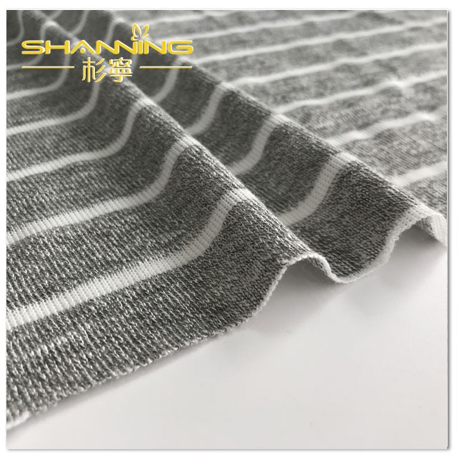 Fabricação de suéter Hacci listrado poliéster viscose elastano fio tingido