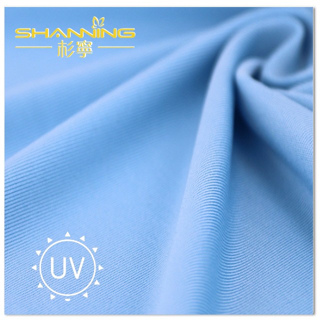 Китай Ткань Джерси Анти-Ув полиэстера эластана покрашенная твердым телом для футболок, производитель